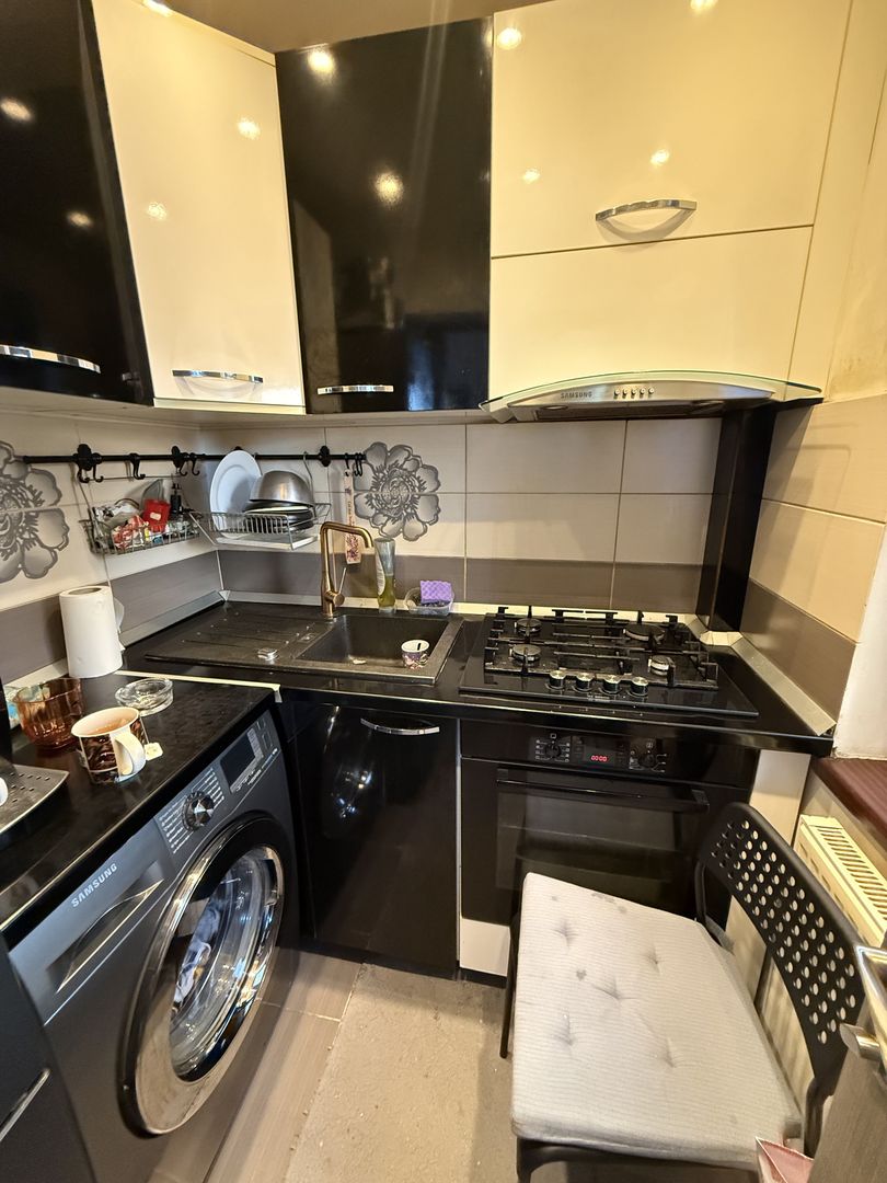 Ap 2 camere renovat - mobilat și utilat complet - Poză 13