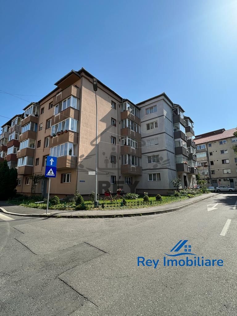 Apartament decomandat de vânzare zona Bâlea 2 camere 2 balcoane - Poză 3