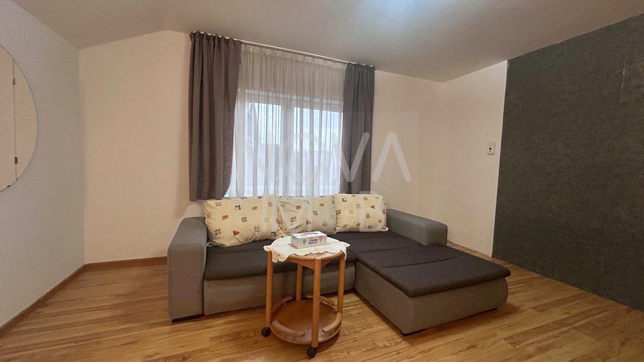 Casa de vanzare 200 mp cu spatiu comercial la parter, strada Lunga - Poză 14