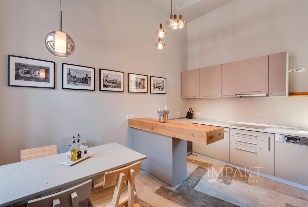 Apartament 3 camere ultrafinisat in zona Centrala - Poză 13