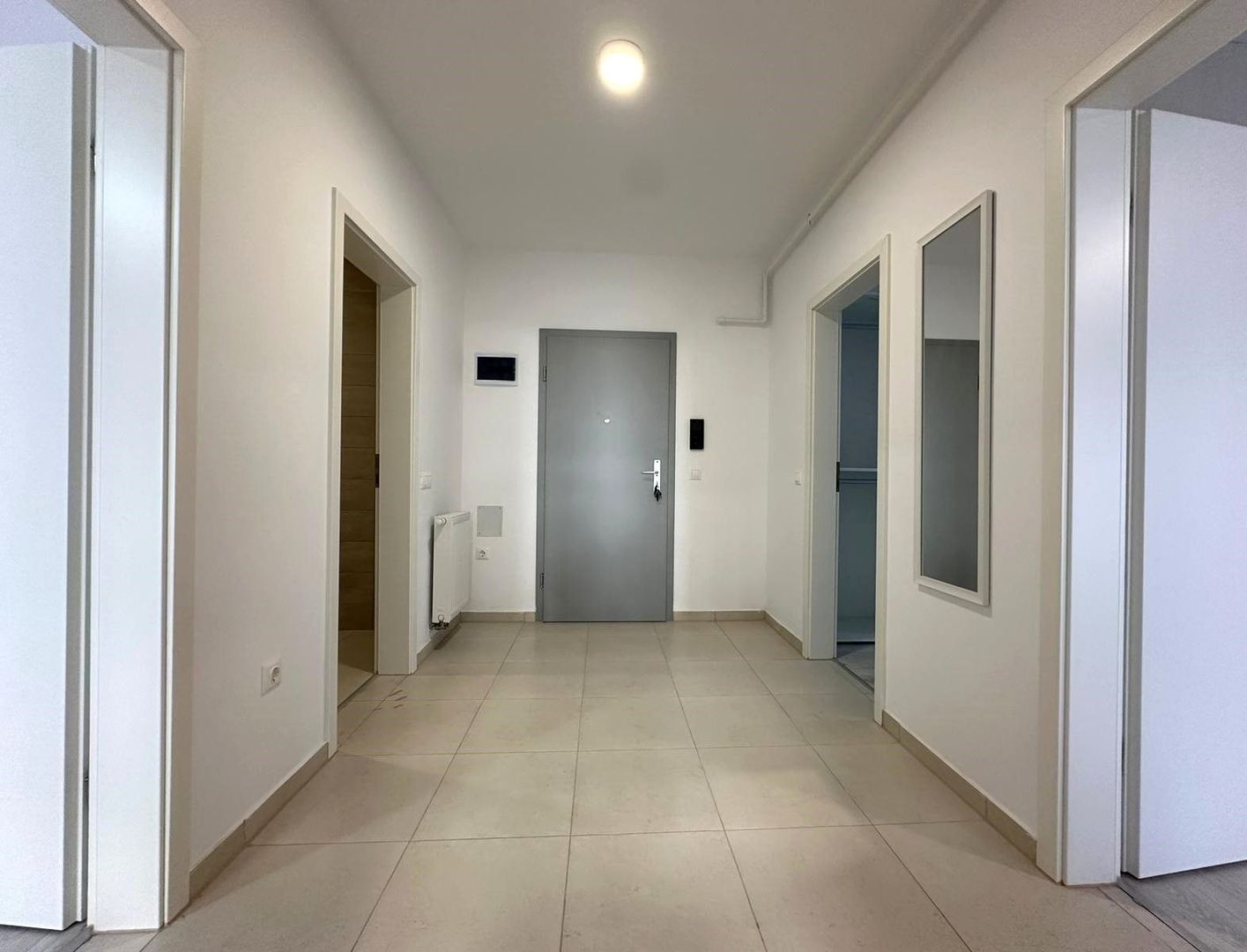 Vanzare apartament nou mobilat cu parcare si boxa Avantgarden 3 - Poză 20