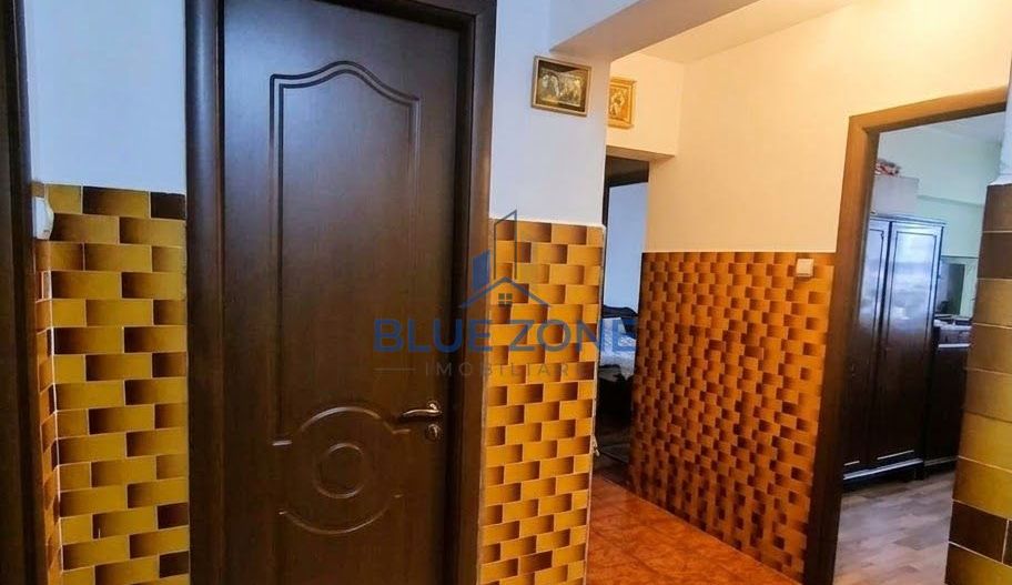 Apartament cu 3 camere de vânzare în Drumul Taberei - Poză 5