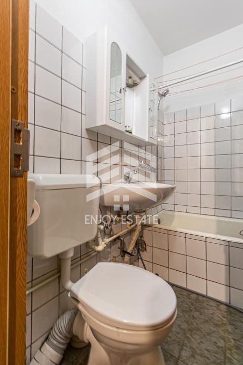 Garsoniera decomandata lăngă Avantgarden Bartolomeu - Poză 4