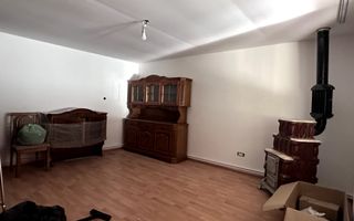 Casa cu anexe si pivniță | Teren intravilan generos | Sannicolau Roman - Poză 4