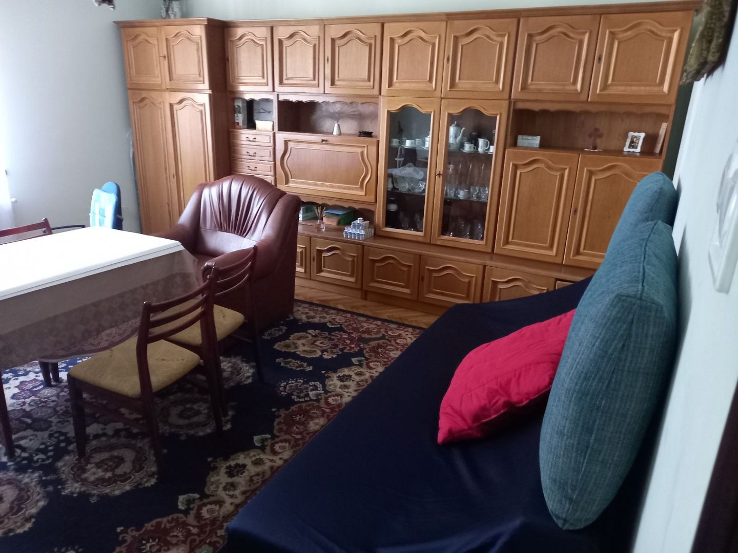 BRASADAS vinde casa in zona TITULESCU cu 5 camere si teren 350mp - Poză 32