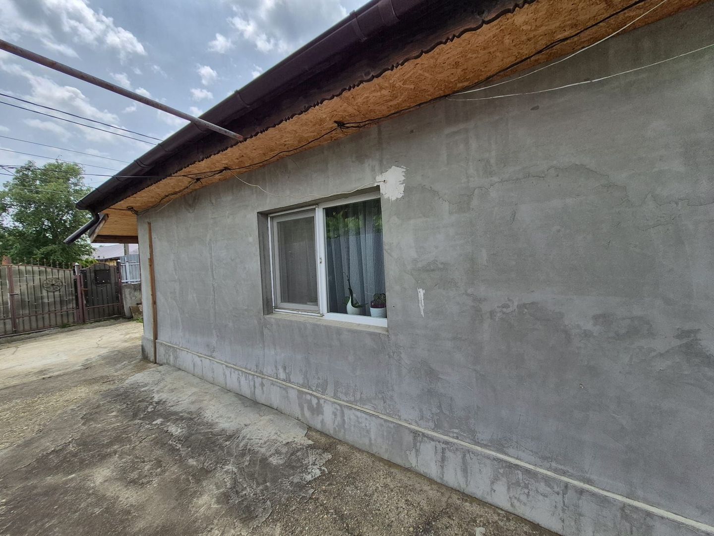 Casa batraneasca+anexa+garaj+961.07 mp teren intravilan Otopeni - Poză 2