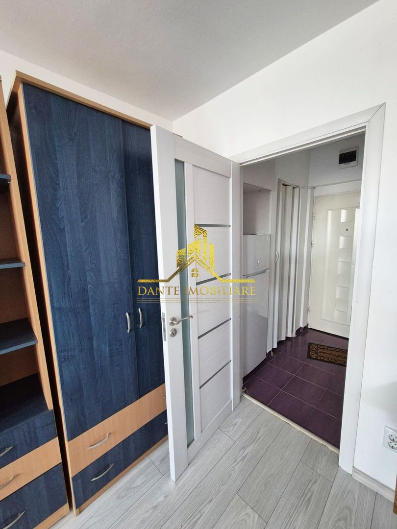Garsoniera, mobilata modern, balcon, Gheorgheni, Iulius Mall - Poză 8