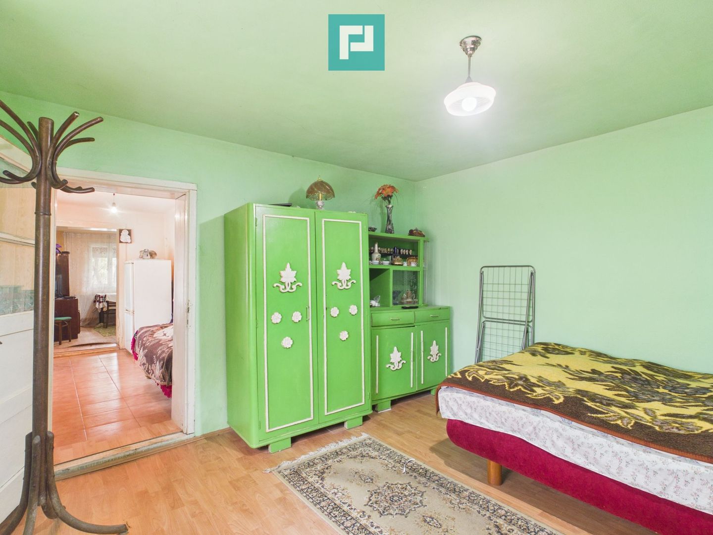 Casă din cărămidă 6 camere – Ineu - Poză 11