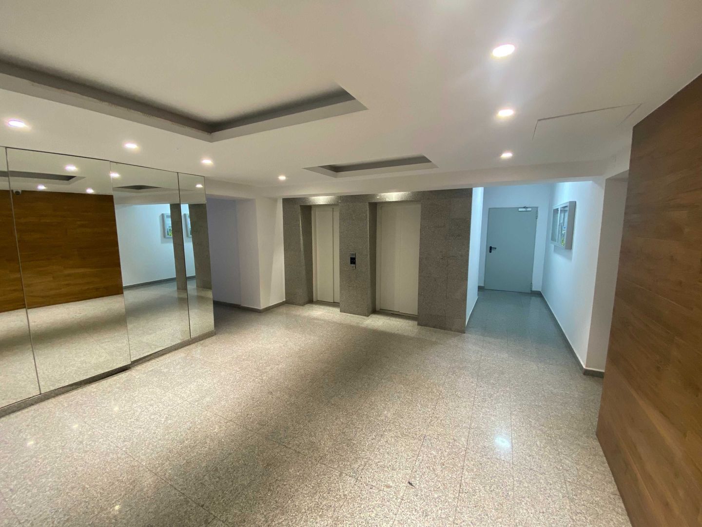 Garsoniera moderna, 9 minute metrou Politehnica, bloc nou - Poză 8