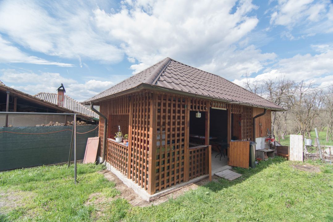 Casa cu 3 camere renovata - Poză 5