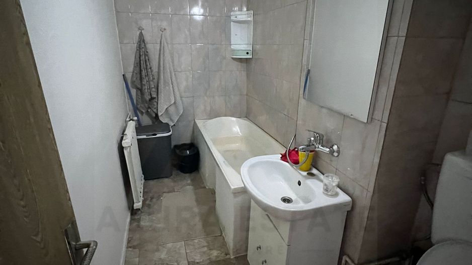 Apartament 3 camere 70 mp Terezian - Poză 15