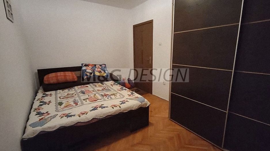 Vand   apartament spatios cu 3 camere, situat in zona SAGULUI - Poză 7