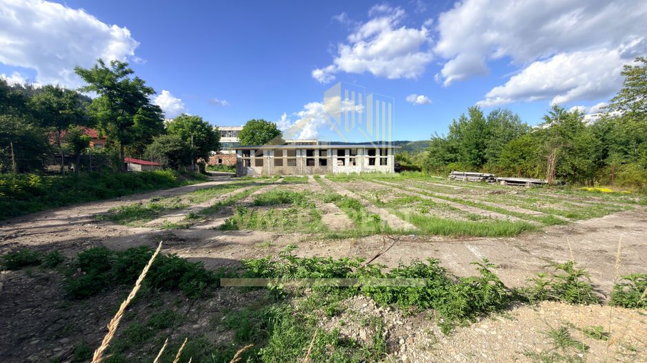 HALĂ INDUSTRIALĂ DE ÎNCHIRIAT – 600 MP | ACCES TIR– CÂMPULUNG - Poză 5
