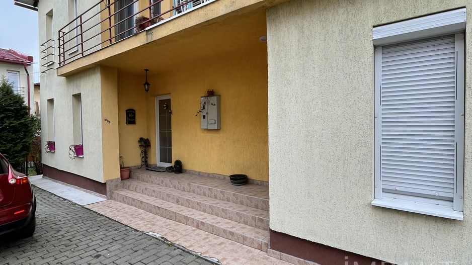 Duplex cochet P+E cu 4 camere aflat in Floresti (strada privata) - Poză 21