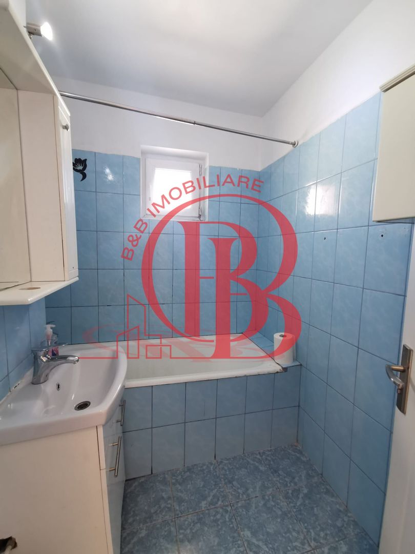 3 camere decomandat la 2 minute de metrou 1 Decembrie 1918 Ozana Titan - Poză 9