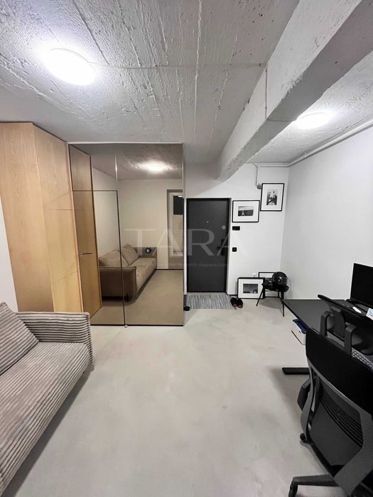 Studio in Centrul orasului, ideal  Airbnb. - Poză 1