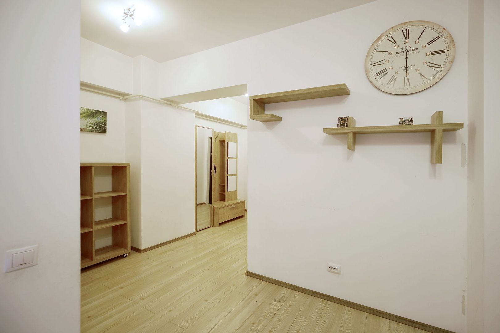 Apartament deosebit linga Mall Vitan pe str. Matache Dobrescu - Poză 15