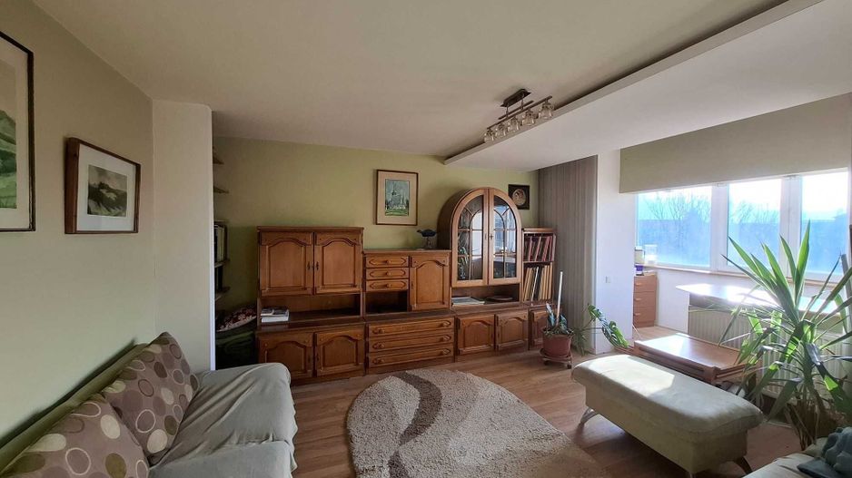 Spital Judetean | 3 Camere | Decomandat | Centrala proprie - Poză 1