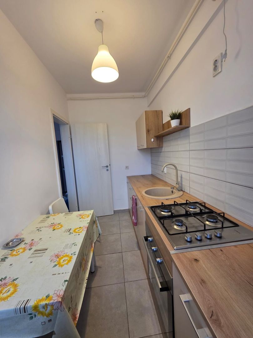 Garsoniera de inchiriat Militari Residence - Poză 6