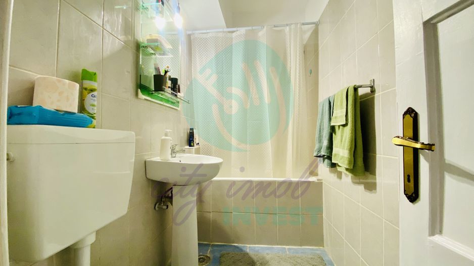 Apartament cu 3 camere complet mobilat si utilat - Poză 9