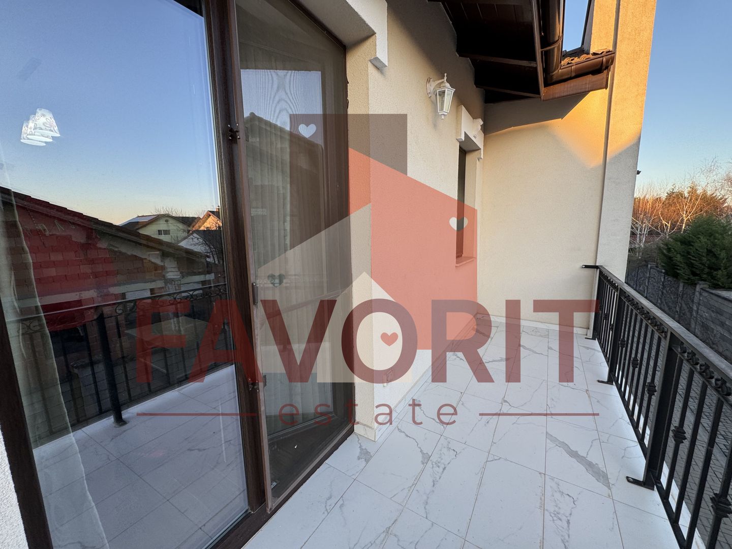 Apartament cu 3 camere decomandat mobilat si utilat - Poză 12