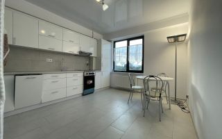 Chirie, apartament, 2 camere, strada Alexei Şciusev, Centru - Poză 1