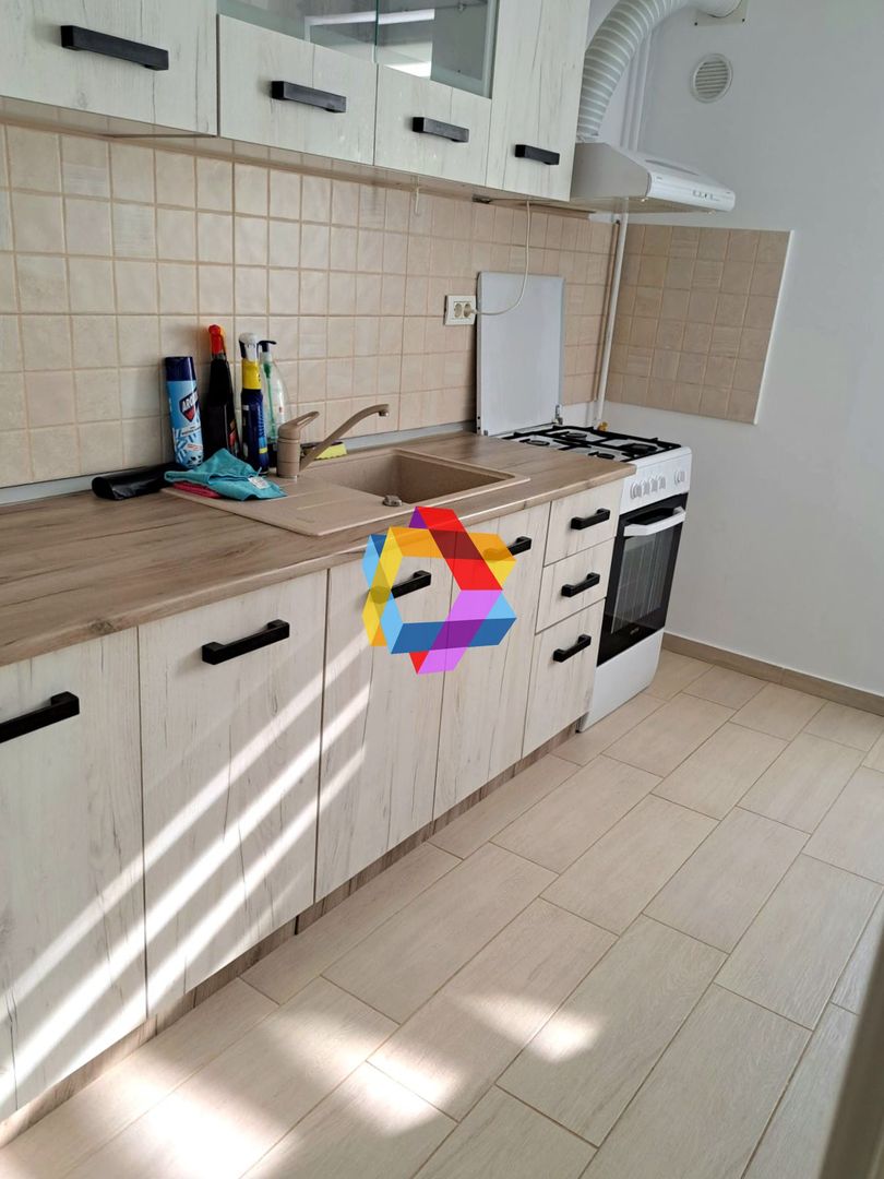 Apartament cu doua camere, zona Tractorul - Coresi, 51 mp + loc parcare subteran - Poză 7