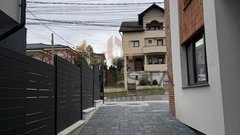 Locuință modernă cu 5 camere, situată în cartierul Zorilor! - Poză 10