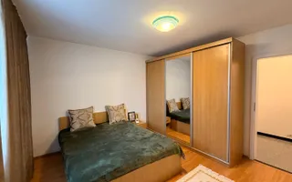Vila spatioasa cu 9 camere foisor magazie curte amenajata complet - Poză 13