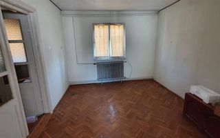Apartament la casa, 4 camere, pretabil pentru birouri, zona Cetate - Poză 5