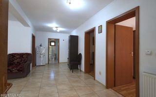 Castelu - Str. Florilor, casa din 2012, teren 737 mp si 106 mp utili - Poză 10