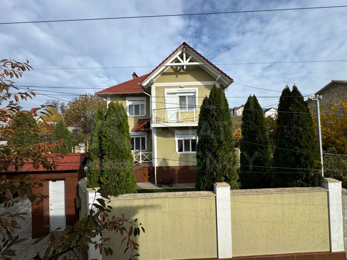 Chirie, casă, 4 camere, str-la Dacilor, Buiucani - Poză 1