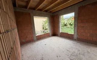 Casă de vânzare 260 mp utili + 1052 mp teren in centrul orasului Covasna - Poză 26