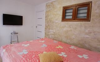 🏡 Casă Individuală în Zonă Centrală | Curte Proprie - Poză 15