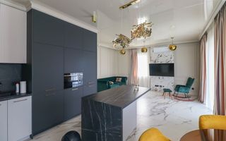 Oportunitate investitie! Vanzare casa cu 3 apartamente in Europa! - Poză 12