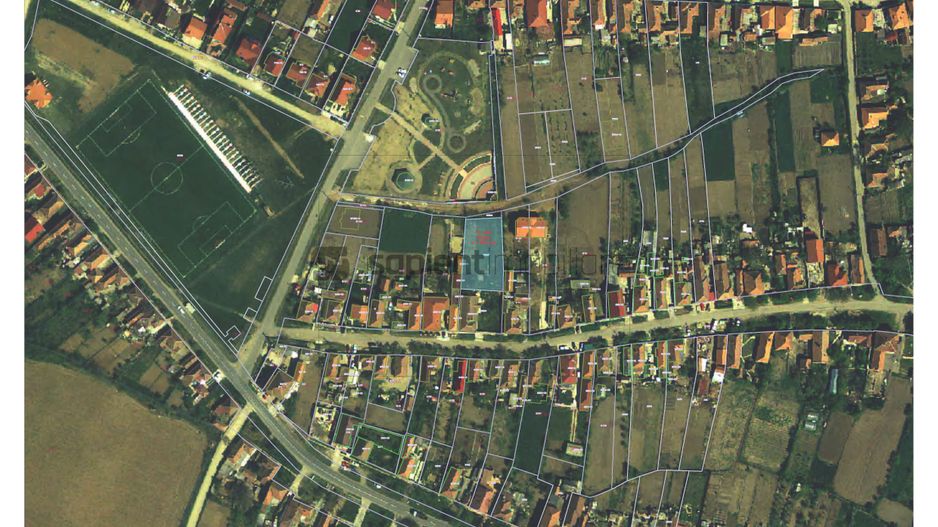 Teren de casa _ Santandrei_ zona Parcul central - Poză 3