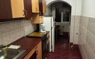 Apartament 2 camere, decomandat, ultracentral, strada C. Negri, Iași - Poză 2