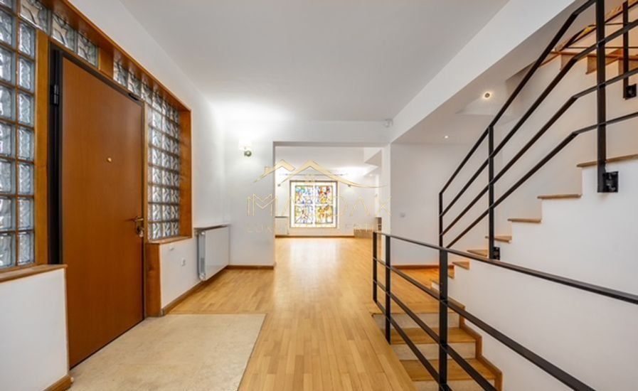 Vilă modernă, str. Dr. C-tin Caracaș nr.47, direct de la proprietar - Poză 15