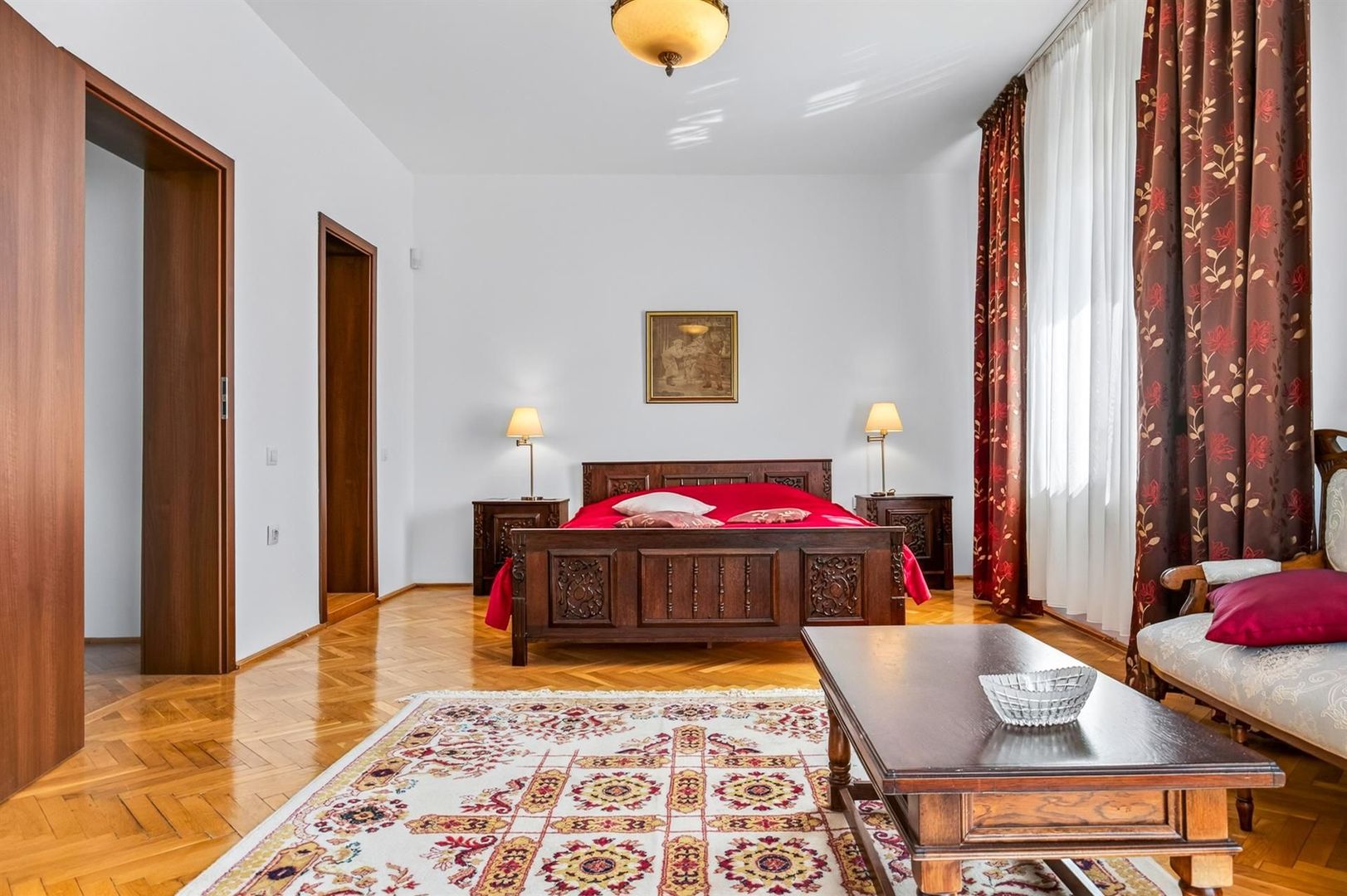 Casa pe 3 niveluri | Terasa cu priveliste | 3 parcari | Pozitie centrala - Poză 19