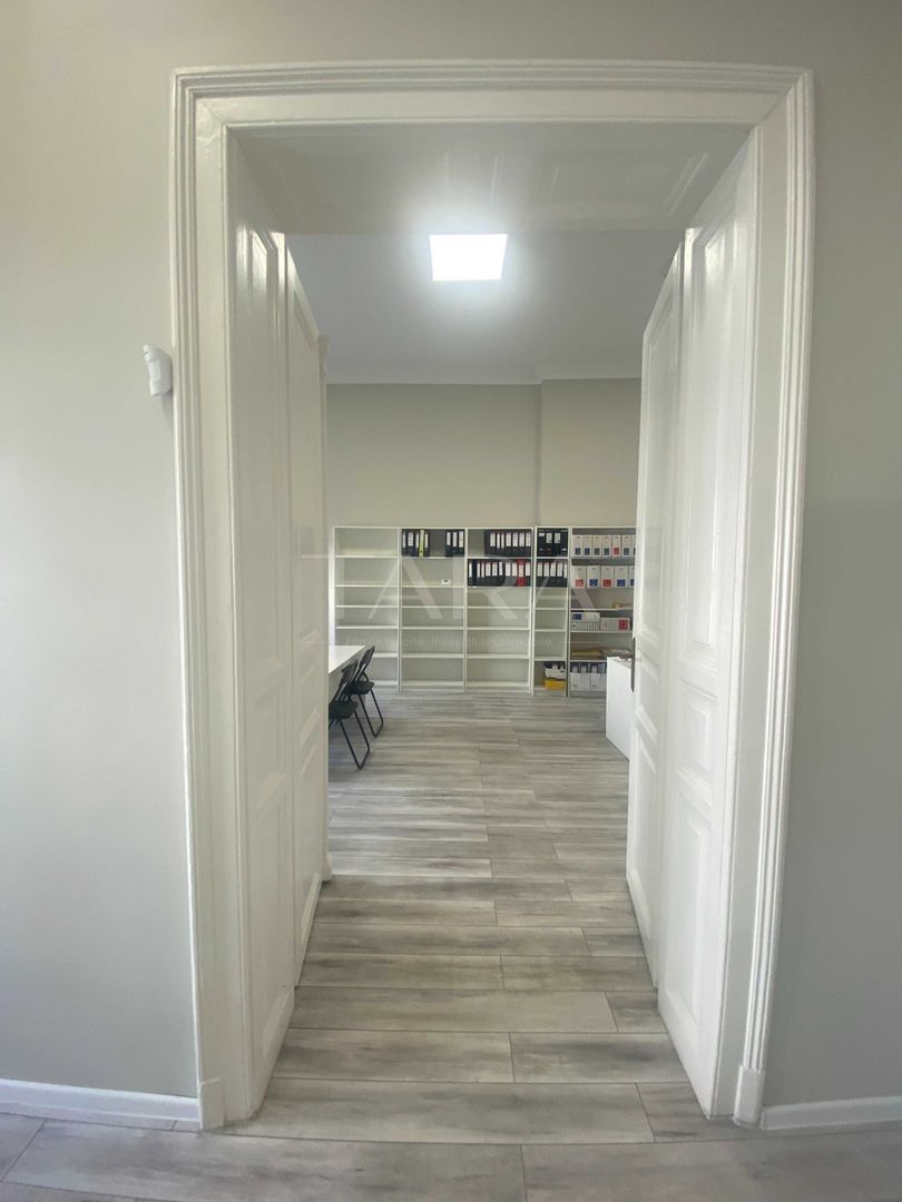 Apartament cu 2 camere Ultracentral - Poză 3