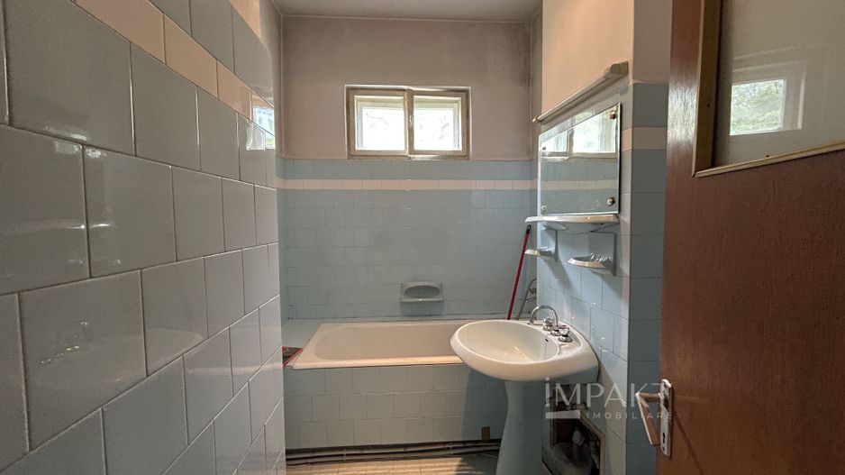 Apartament deosebit in centrul orasului, garaj si suprafata generoasa! - Poză 13