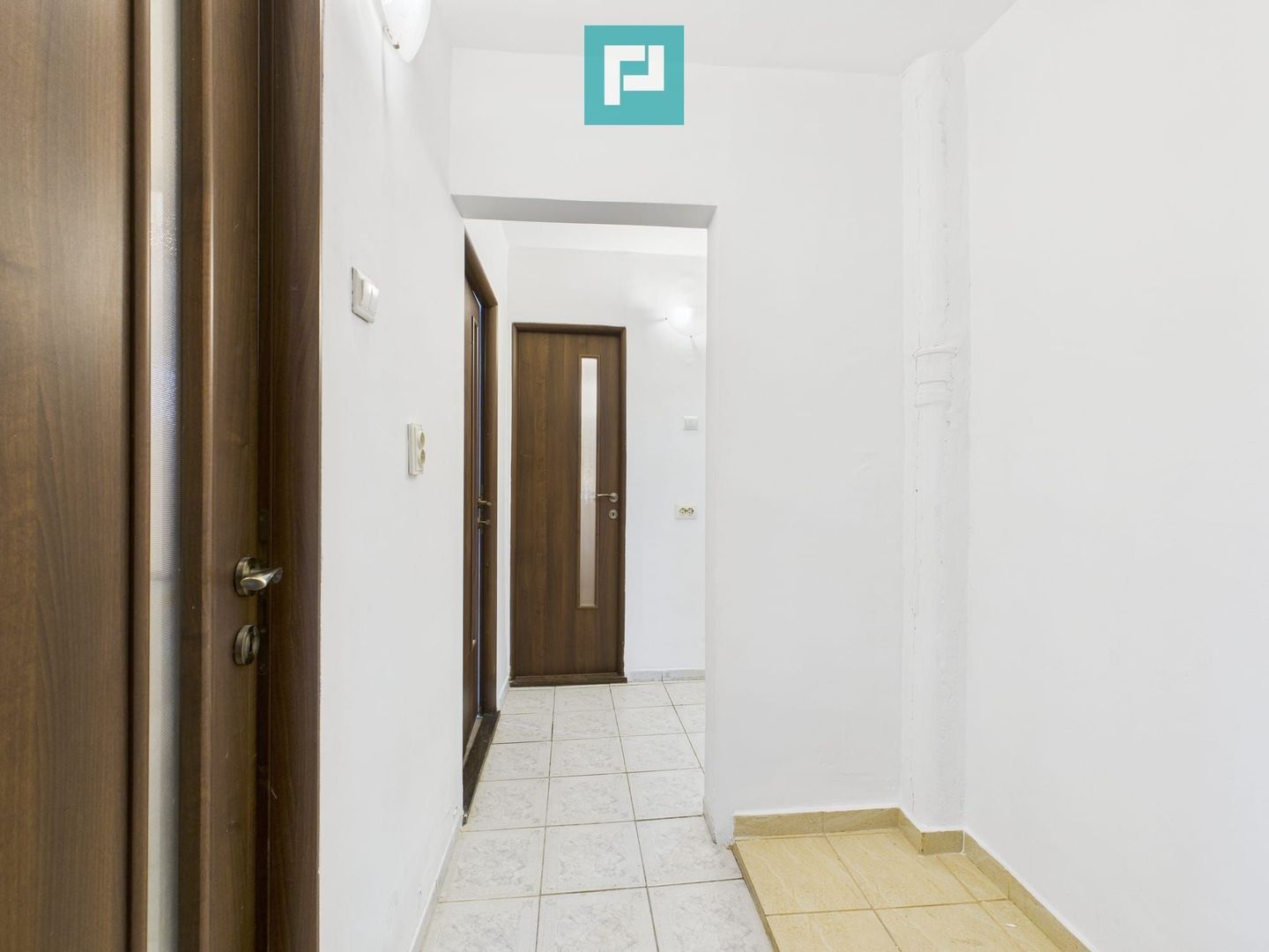 Apartament 3 camere decomandat spațios – Micalaca - Poză 10