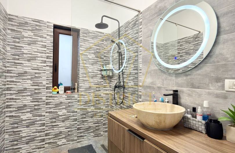 Apartament cu 3 camere mobilat si utlat, 70 mp utili, in Giroc la etajul 2. - Poză 15
