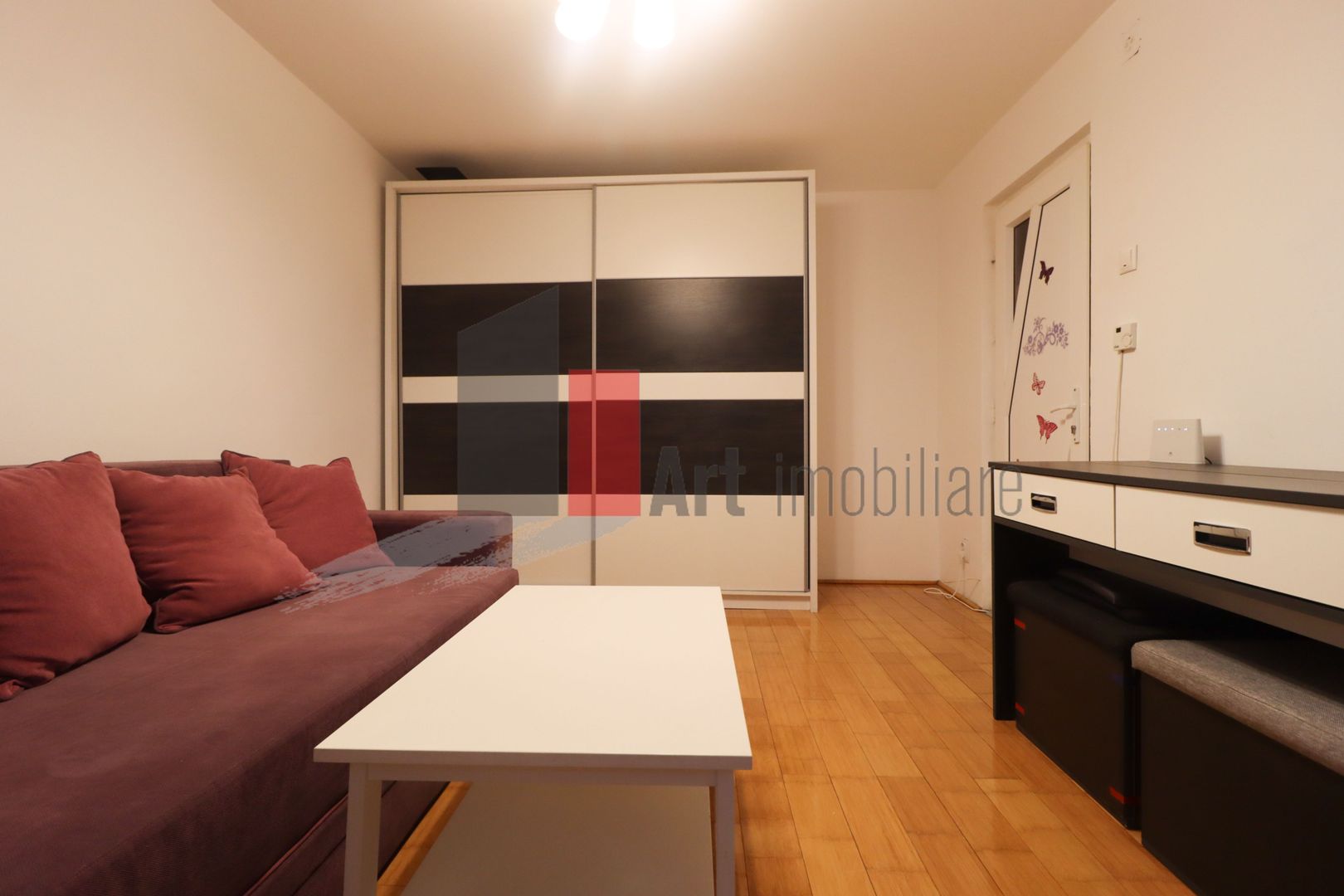 Apartamentul "BONITO" , zona Lujerului, CENTRALA PROPRIE, MOBILAT/UTILAT MODERN - Poză 4