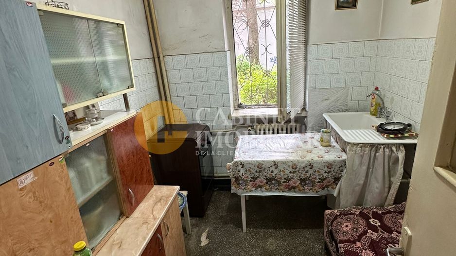 TUDOR VLADIMIRESCU - 2 CAMERE - 52MP - DE RENOVAT - Poză 2