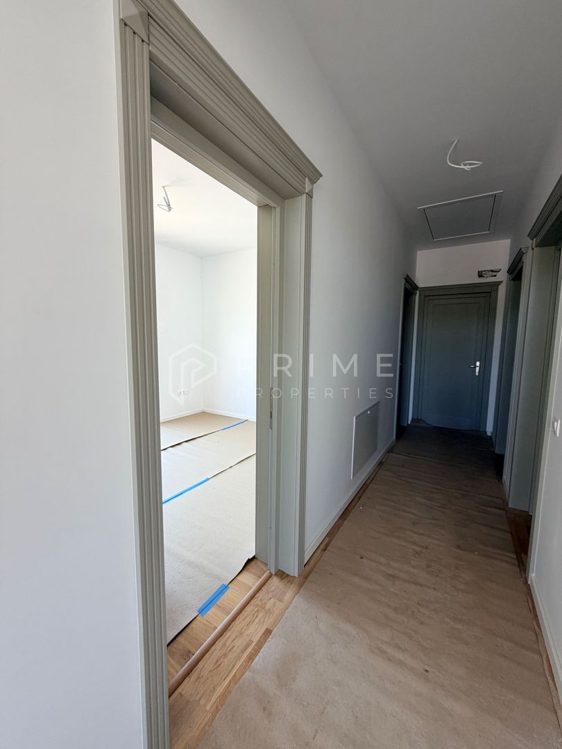 Vilă chalet modern cu perete panoramic de sticlă - Livezeni, Mureș - Poză 12
