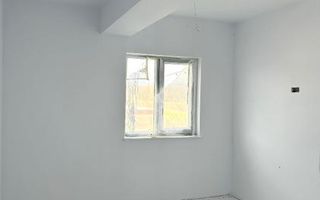 Vila cu etaj, 4 camere, încălzire pardoseală, în zona Breazu Pădurea Mârzești - Poză 6