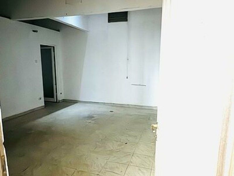 De inchiriat hala spatiul comercial vitrina, vad excelent Uta Arad - Poză 5