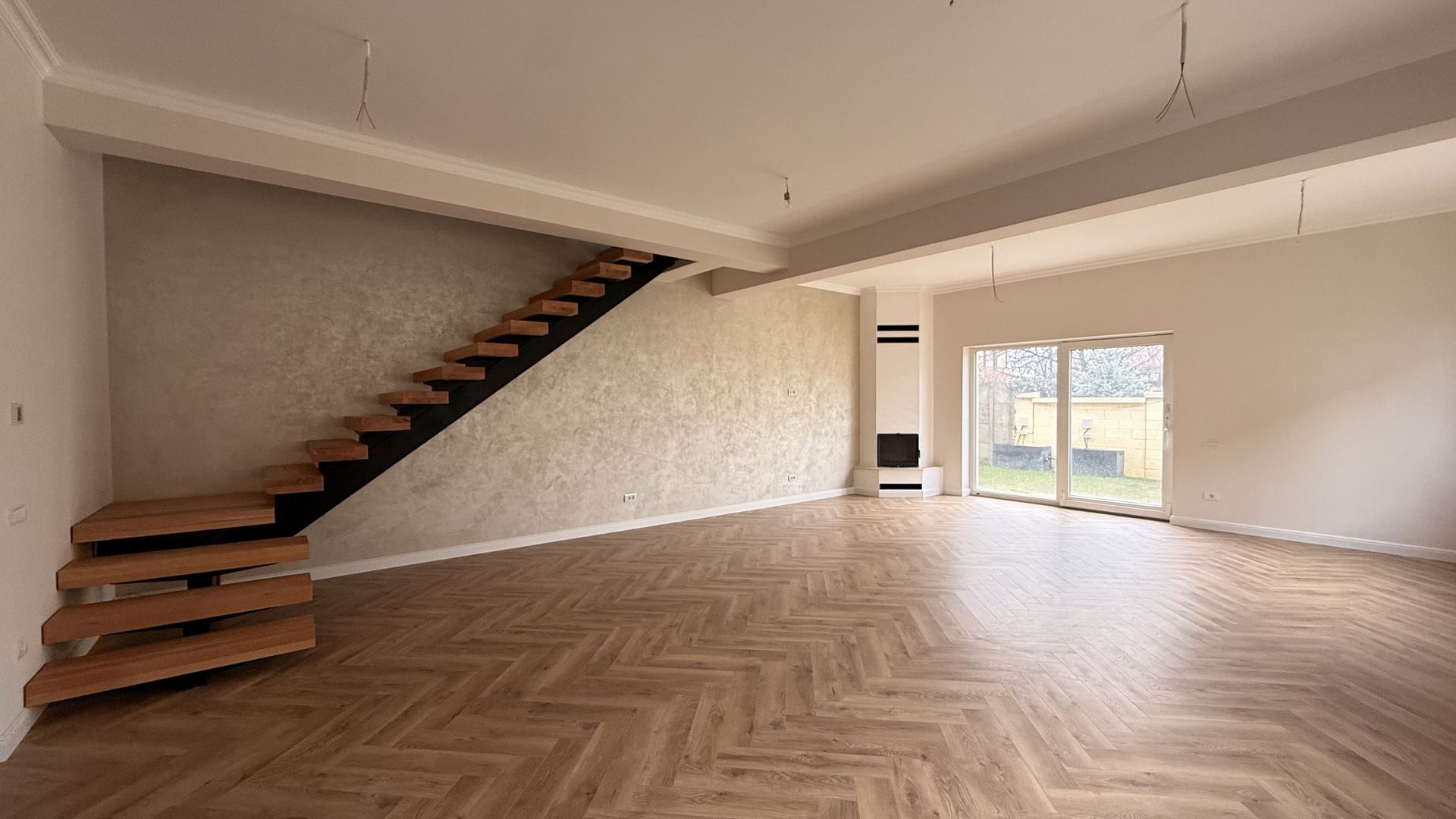 Comision 0%  Duplex modern P+1 | 128 mp utili | Curte amenajata | - Poză 2