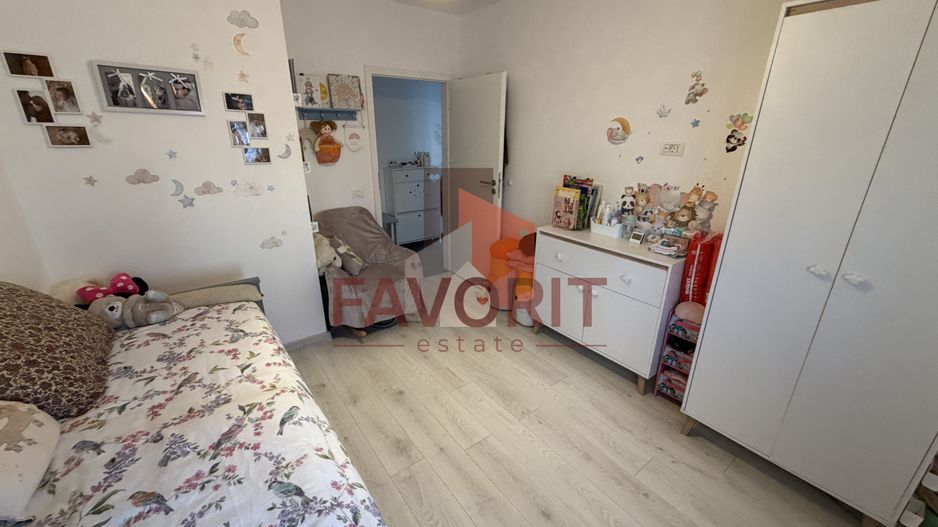 SAD. Pozitie excelenta. Gradina proprie. - Poză 11